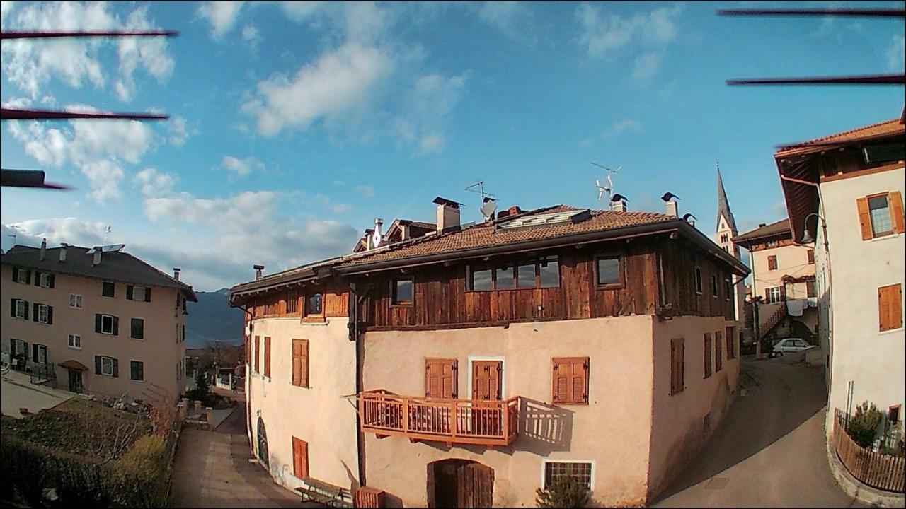 Casa Vacanze Fontana Коредо Экстерьер фото